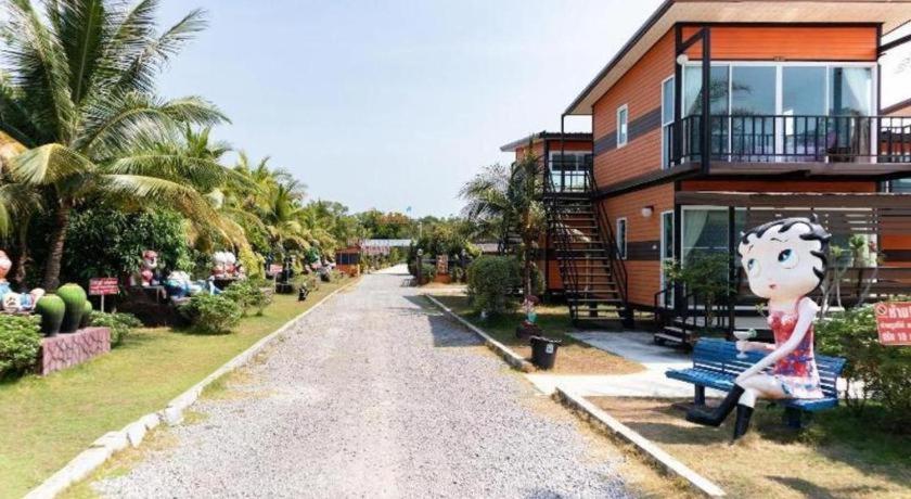 Oyo 755 Rattana Resort Ko Lanta Kültér fotó