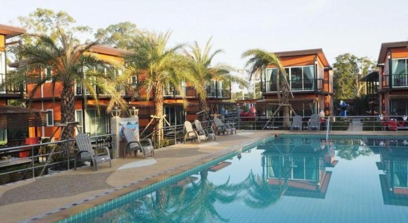Oyo 755 Rattana Resort Ko Lanta Kültér fotó